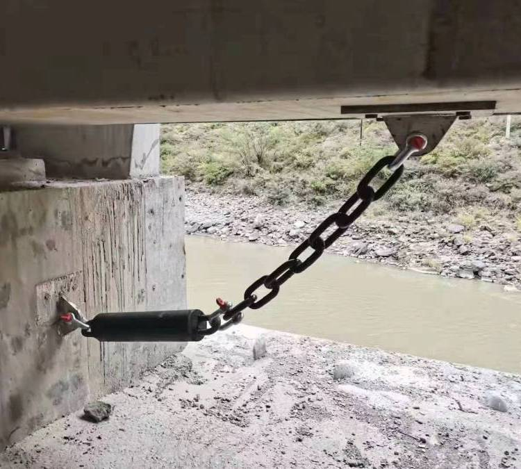 防落梁链条案例